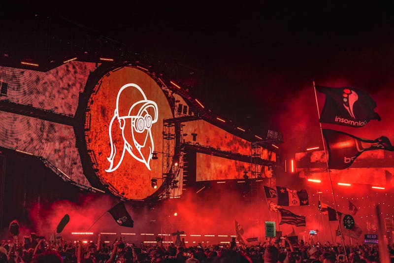 對聯 : 對中存古意 聯外蘊新聲